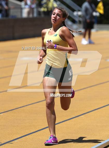 Thumbnail 1 in CIF NCS Masters Track and Field (1600 Meters) photogallery.