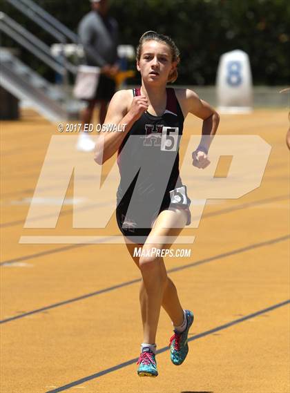 Thumbnail 2 in CIF NCS Masters Track and Field (1600 Meters) photogallery.