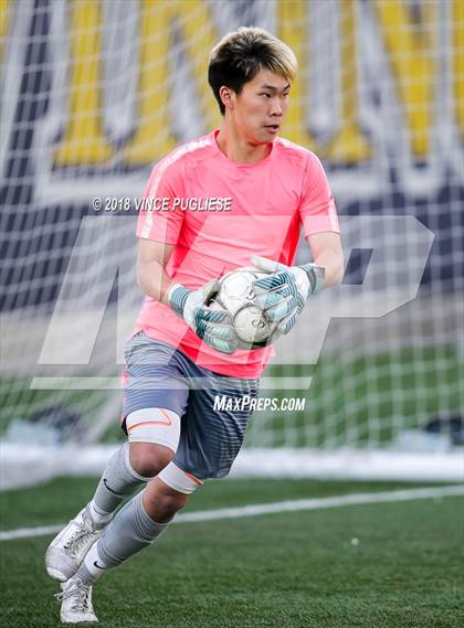 Thumbnail 3 in Campbell Hall vs. Maranatha (CIF SS Playoffs) photogallery.