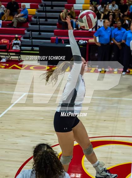 Thumbnail 2 in Mater Dei Catholic vs. Tri-City Christian (CIF SDS D3 Finals) photogallery.