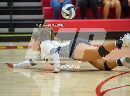 Thumbnail 1 in Mater Dei Catholic vs. Tri-City Christian (CIF SDS D3 Finals) photogallery.