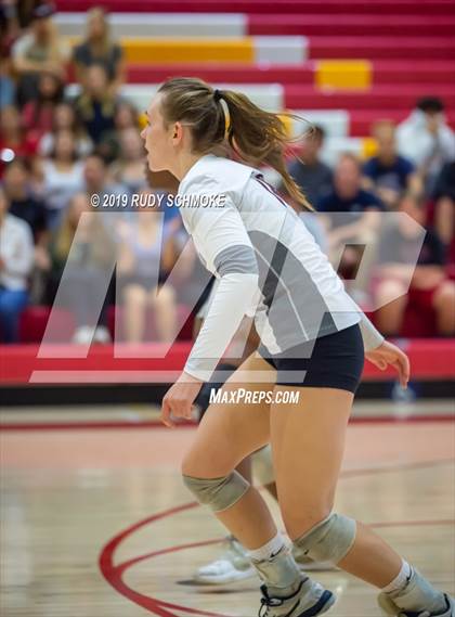 Thumbnail 3 in Mater Dei Catholic vs. Tri-City Christian (CIF SDS D3 Finals) photogallery.