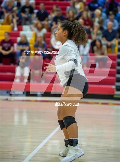 Thumbnail 2 in Mater Dei Catholic vs. Tri-City Christian (CIF SDS D3 Finals) photogallery.