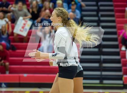 Thumbnail 3 in Mater Dei Catholic vs. Tri-City Christian (CIF SDS D3 Finals) photogallery.