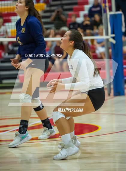 Thumbnail 1 in Mater Dei Catholic vs. Tri-City Christian (CIF SDS D3 Finals) photogallery.