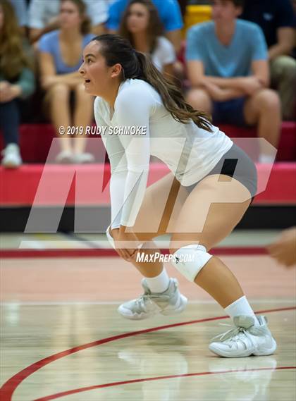 Thumbnail 3 in Mater Dei Catholic vs. Tri-City Christian (CIF SDS D3 Finals) photogallery.