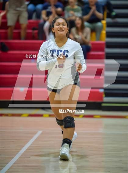 Thumbnail 3 in Mater Dei Catholic vs. Tri-City Christian (CIF SDS D3 Finals) photogallery.