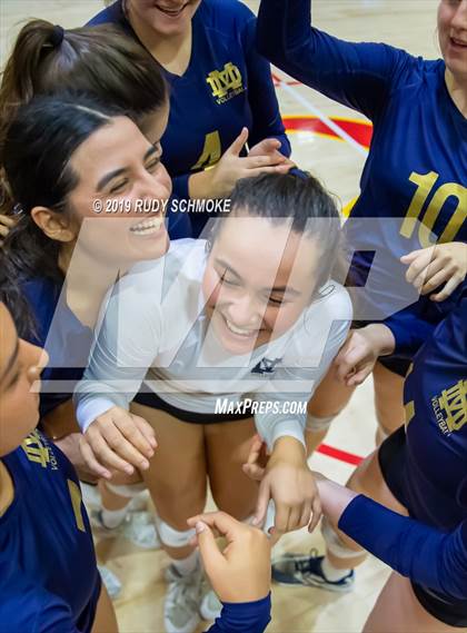 Thumbnail 3 in Mater Dei Catholic vs. Tri-City Christian (CIF SDS D3 Finals) photogallery.