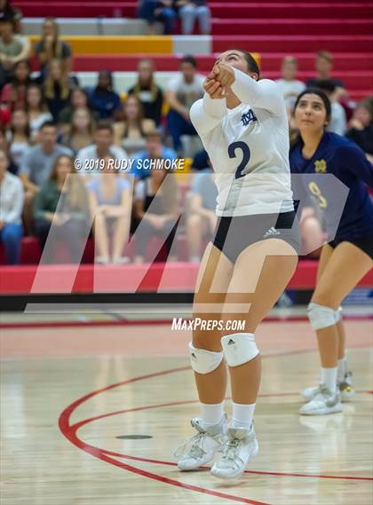 Thumbnail 1 in Mater Dei Catholic vs. Tri-City Christian (CIF SDS D3 Finals) photogallery.