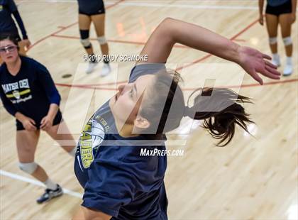Thumbnail 3 in Mater Dei Catholic vs. Tri-City Christian (CIF SDS D3 Finals) photogallery.