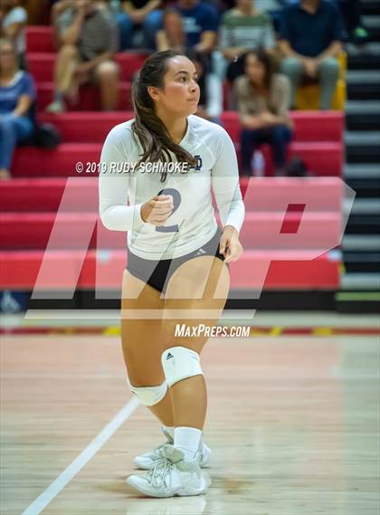 Thumbnail 2 in Mater Dei Catholic vs. Tri-City Christian (CIF SDS D3 Finals) photogallery.
