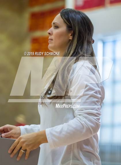 Thumbnail 2 in Mater Dei Catholic vs. Tri-City Christian (CIF SDS D3 Finals) photogallery.