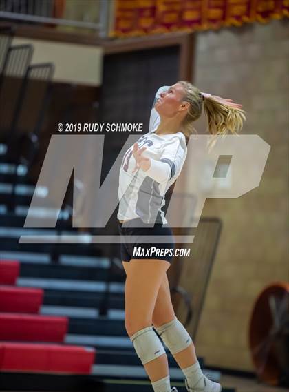 Thumbnail 1 in Mater Dei Catholic vs. Tri-City Christian (CIF SDS D3 Finals) photogallery.