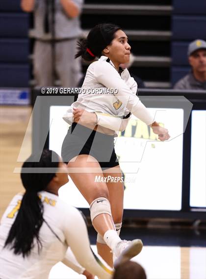 Thumbnail 2 in Beyer @ Lathrop photogallery.