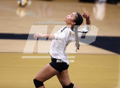 Thumbnail 2 in Beyer @ Lathrop photogallery.