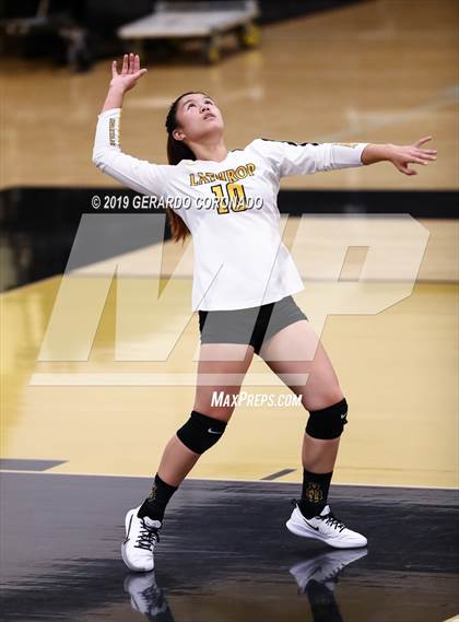 Thumbnail 1 in Beyer @ Lathrop photogallery.