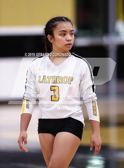 Thumbnail 2 in Beyer @ Lathrop photogallery.