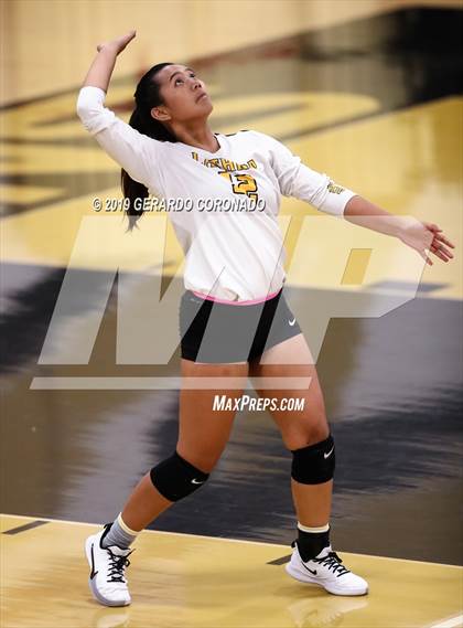 Thumbnail 3 in Beyer @ Lathrop photogallery.