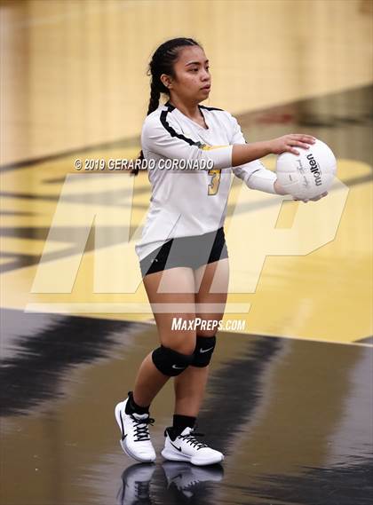 Thumbnail 1 in Beyer @ Lathrop photogallery.