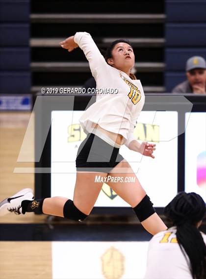 Thumbnail 3 in Beyer @ Lathrop photogallery.