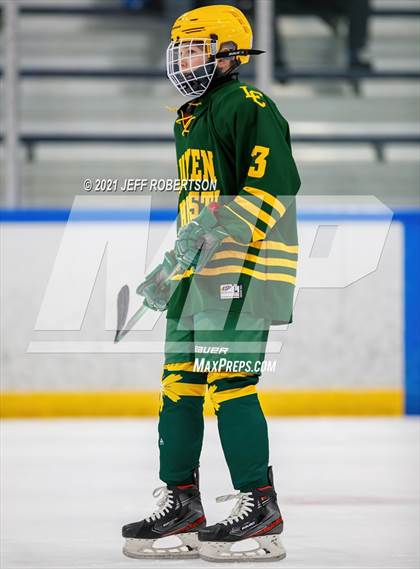 Thumbnail 1 in Lumen Christi Catholic @ Catholic Central (MHSAA D3 Regional 2nd Round Playoff) photogallery.