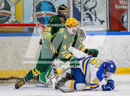 Thumbnail 3 in Lumen Christi Catholic @ Catholic Central (MHSAA D3 Regional 2nd Round Playoff) photogallery.