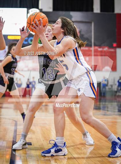 Thumbnail 3 in Spring Creek vs. Lowry (NIAA Class 3A State Girls Final) photogallery.