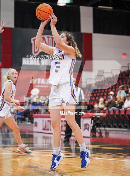 Thumbnail 1 in Spring Creek vs. Lowry (NIAA Class 3A State Girls Final) photogallery.