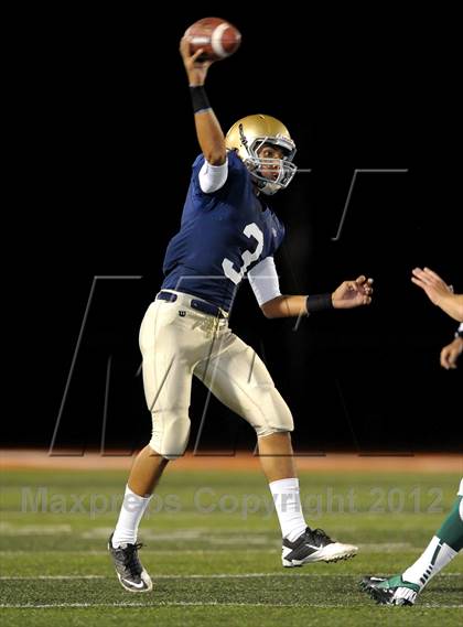 Thumbnail 1 in Poly vs. JW North photogallery.