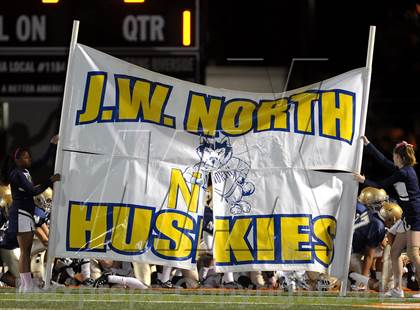 Thumbnail 2 in Poly vs. JW North photogallery.