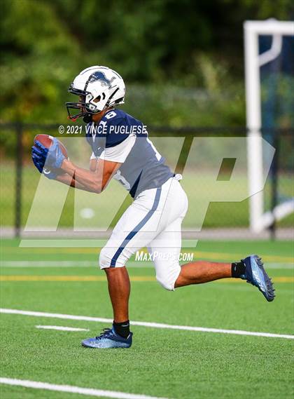 Thumbnail 1 in Olympia @ Bellarmine Prep photogallery.