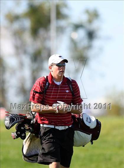 Thumbnail 1 in Legacy Golf Invitational photogallery.