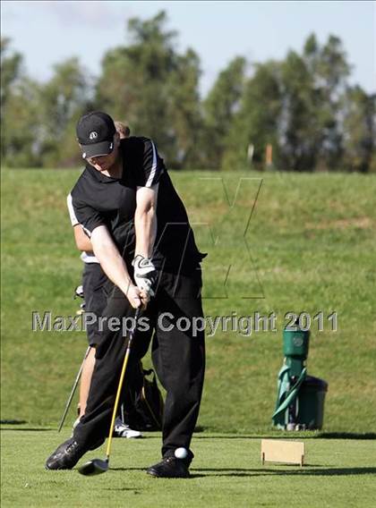 Thumbnail 3 in Legacy Golf Invitational photogallery.