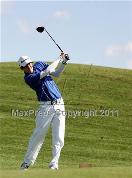 Thumbnail 3 in Legacy Golf Invitational photogallery.