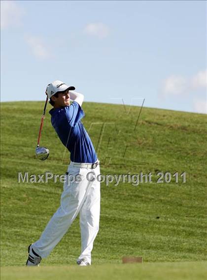 Thumbnail 2 in Legacy Golf Invitational photogallery.