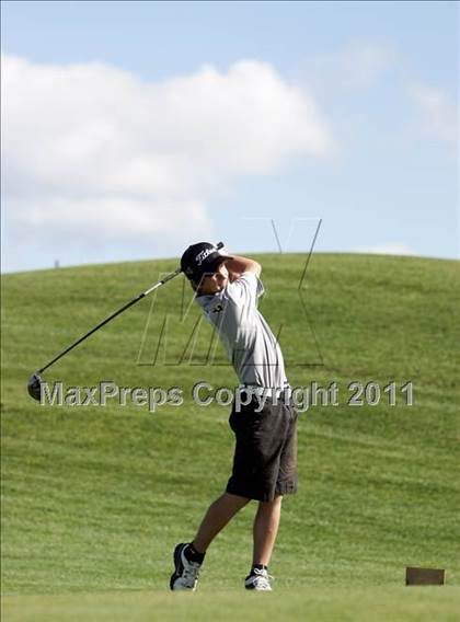 Thumbnail 2 in Legacy Golf Invitational photogallery.