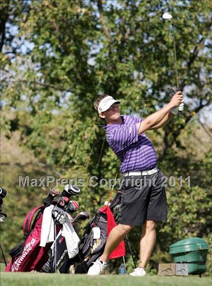 Thumbnail 3 in Legacy Golf Invitational photogallery.