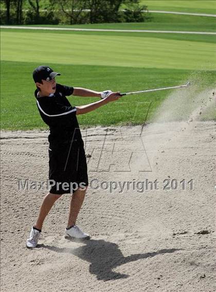 Thumbnail 2 in Legacy Golf Invitational photogallery.