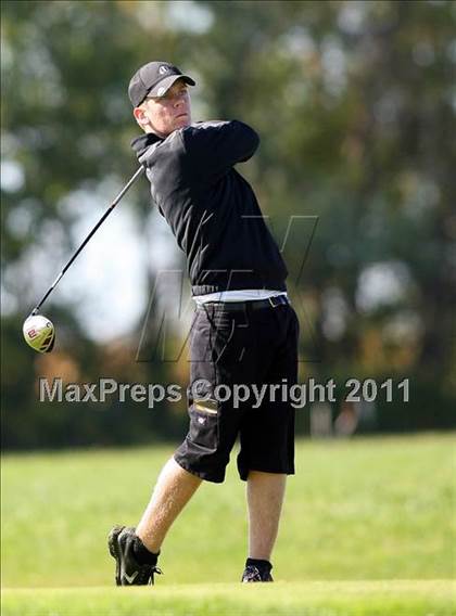 Thumbnail 2 in Legacy Golf Invitational photogallery.