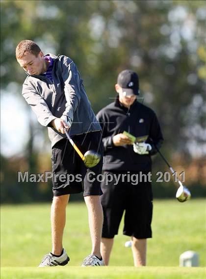 Thumbnail 2 in Legacy Golf Invitational photogallery.