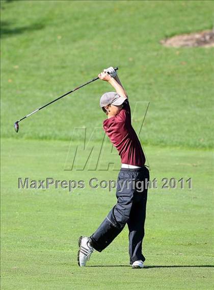 Thumbnail 2 in Legacy Golf Invitational photogallery.