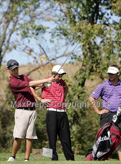 Thumbnail 2 in Legacy Golf Invitational photogallery.