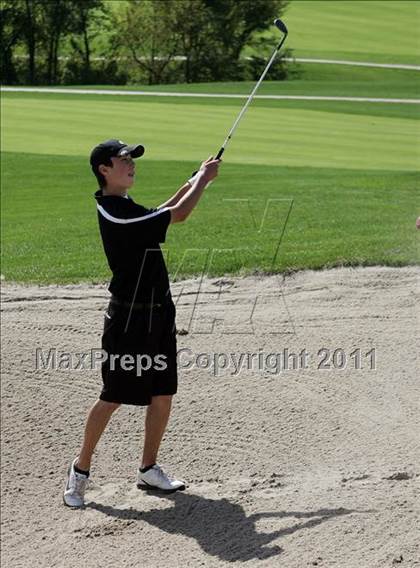Thumbnail 2 in Legacy Golf Invitational photogallery.