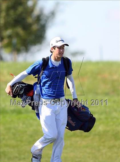 Thumbnail 2 in Legacy Golf Invitational photogallery.