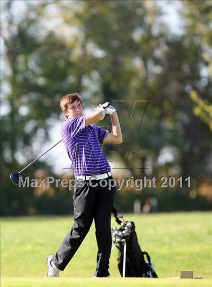 Thumbnail 3 in Legacy Golf Invitational photogallery.