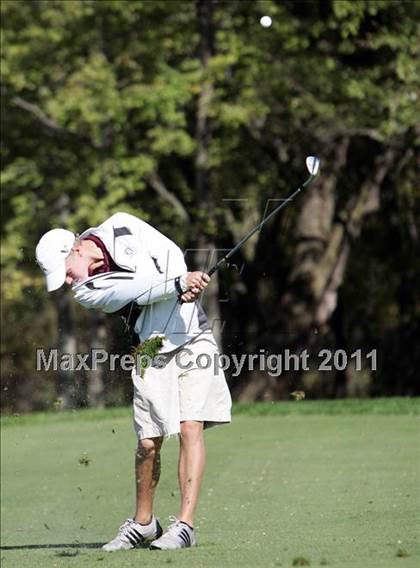 Thumbnail 3 in Legacy Golf Invitational photogallery.