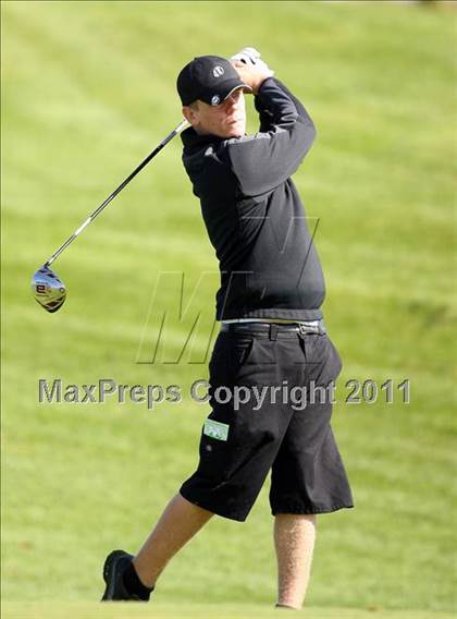 Thumbnail 2 in Legacy Golf Invitational photogallery.