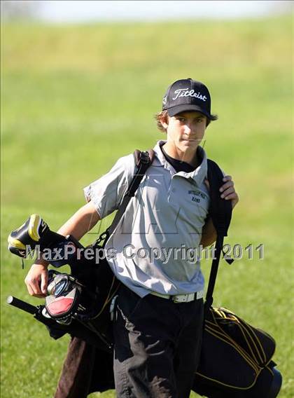 Thumbnail 3 in Legacy Golf Invitational photogallery.