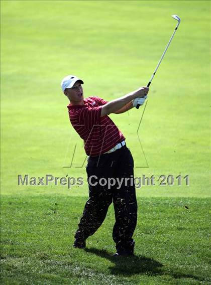 Thumbnail 3 in Legacy Golf Invitational photogallery.