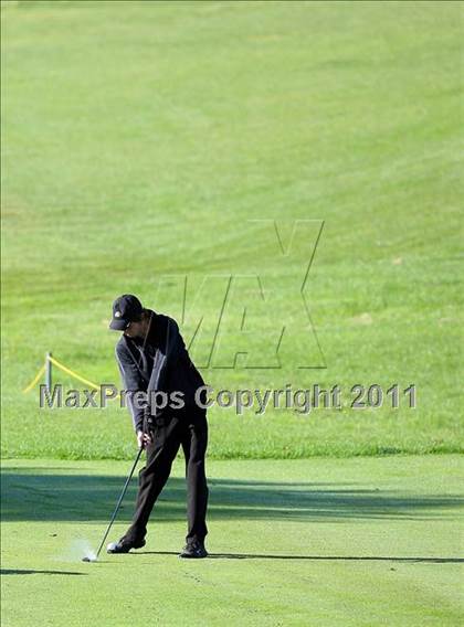 Thumbnail 3 in Legacy Golf Invitational photogallery.